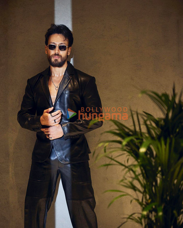 tiger shroff 4 54