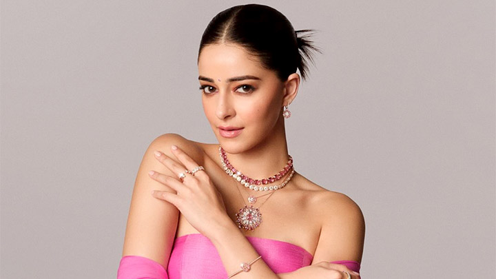 Unboxing Beauty Secrets Ft. Ananya Panday | Beauty Talk | Fashion | Bollywood Hungama Unboxing Beauty Secrets Ft. Ananya Panday | Beauty Talk | Fashion | Bollywood Hungama