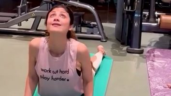 Mother Daughter yoga time ! Shilpa Shetty