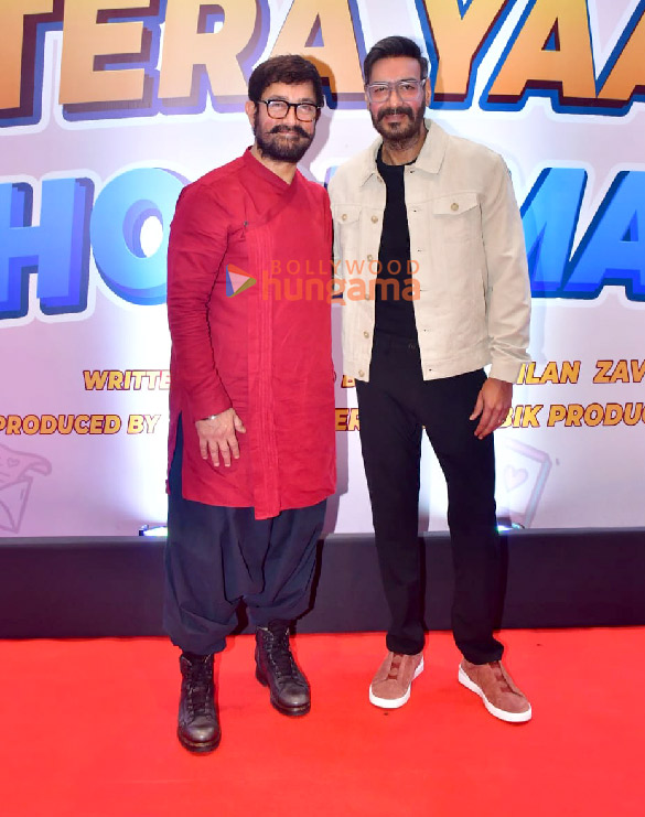 Photos: Aamir Khan, Ajay Devgn and others grace the mahurat of the film ‘Tera Yaar Hoon Main’