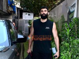 Photos: Aditya Roy Kapur snapped outside a gym in Bandra