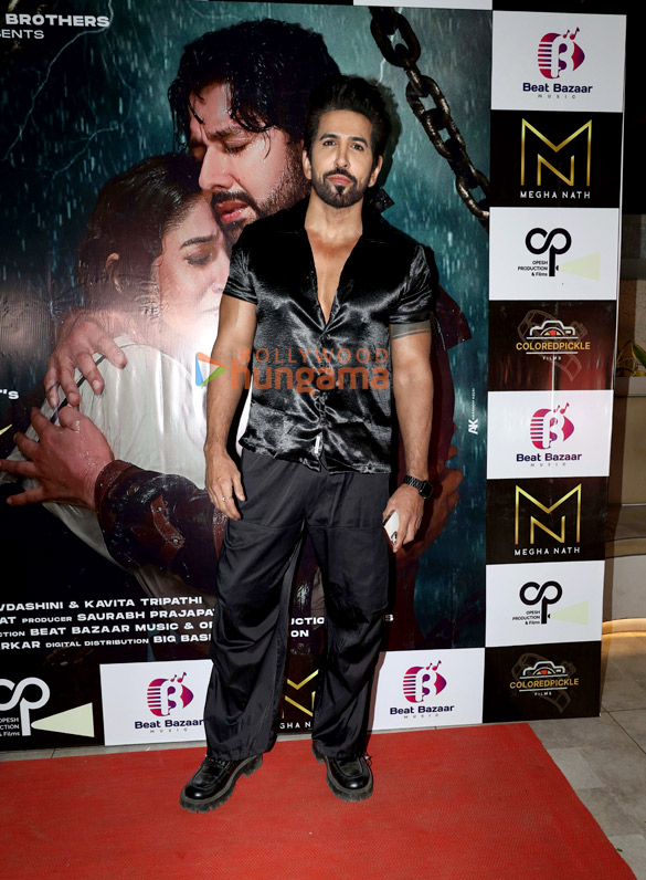 photos aftab shivdasani mannara chopra hiten tejwani simba nagpal and others grace the launch of tanhaiyan song 7
