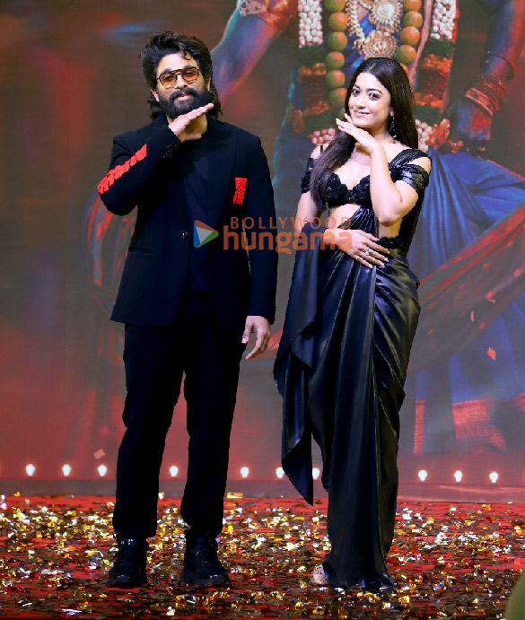 Photos: Allu Arjun, Rashmika Mandanna and others promote Pushpa 2: The Rule in Mumbai Photos: Allu Arjun, Rashmika Mandanna and others promote Pushpa 2: The Rule in Mumbai
