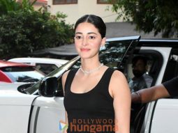 Photos: Ananya Panday and father Chunky Panday attended a photo shoot in Bandra