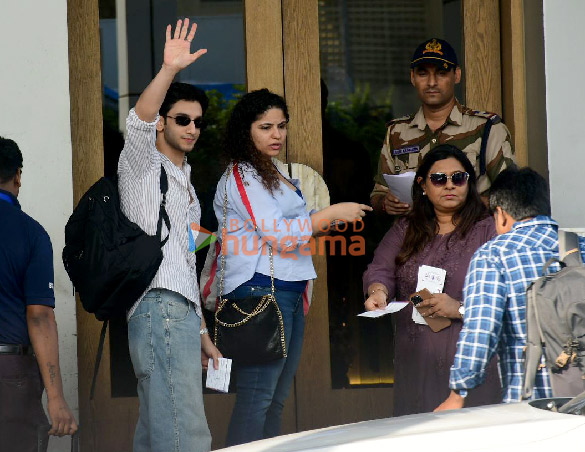 photos arjun kapoor shraddha kapoor and vedang raina snapped at kalina airport 3