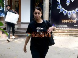 Photos: Dia Mirza spotted outside a store in Bandra