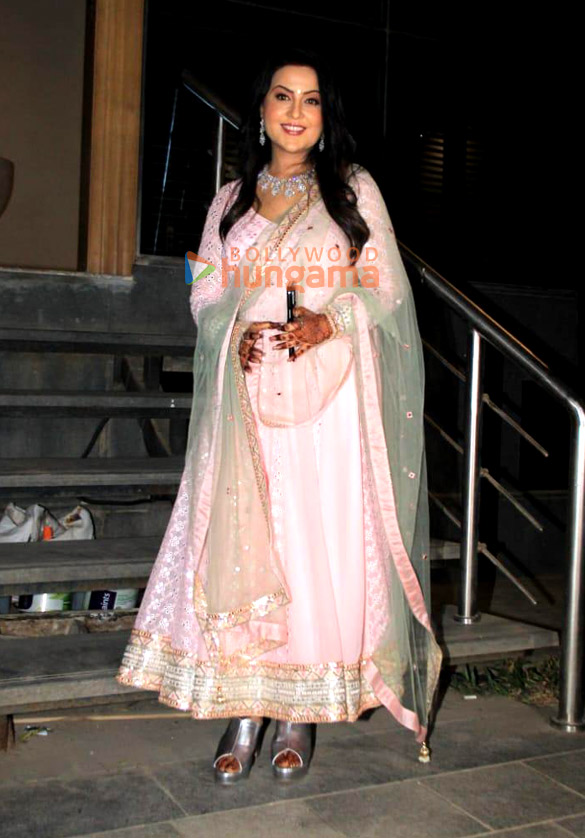 photos karan kundrra tejasswi prakash aly goni and others attend raghavs birthday bash 3
