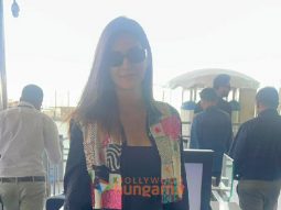 Photos: Kriti Sanon, Shatrughan Sinha and Ravi Kishan snapped at the airport