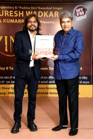 Photos: Kumarr and Suresh Wadkar launched Ae Zindagi Gale Laga Le radio show