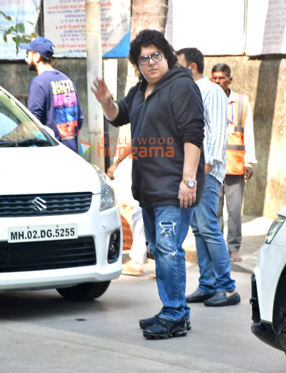 photos maharashtra assembly elections 2024 kartik aaryan paresh rawal suniel shetty and others cast their votes in mumbai 14