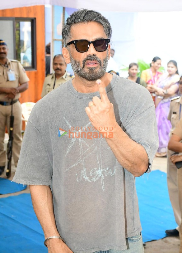 photos maharashtra assembly elections 2024 suniel shetty subhash ghai and reena dutta cast their votes in mumbai 1