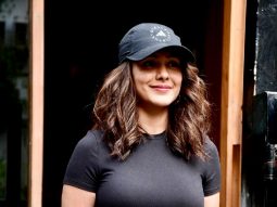 Photos: Mrunal Thakur snapped at Mizu in Bandra