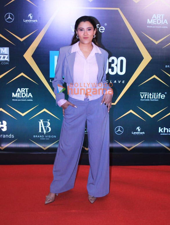 photos raashii khanna nawazuddin siddiqui r madhavan and others grace the red carpet of the nexbrands india 2030 leadership concl 7