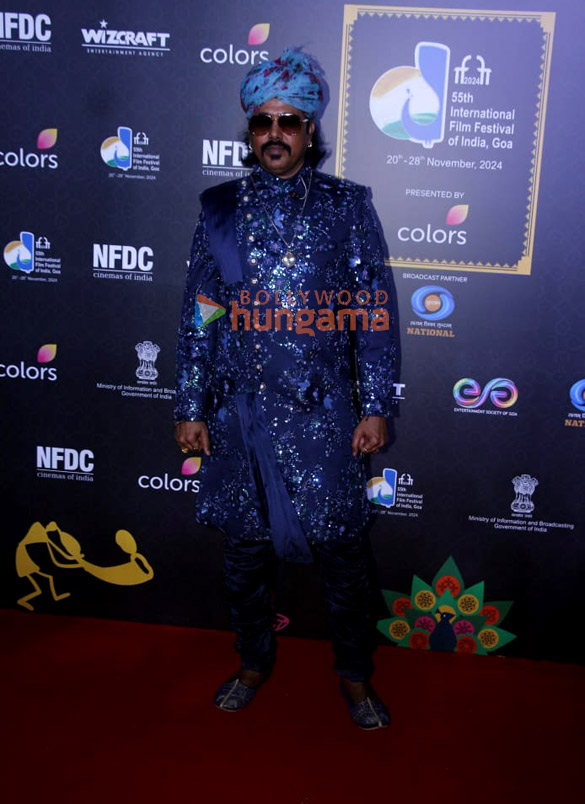 photos shriya saran vikrant massey pratik gandhi and others walk down the red carpet at the closing ceremony of iffi 2024 3