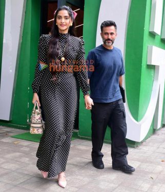 Photos: Sonam Kapoor Ahuja and Anand Ahuja snapped in Bandra