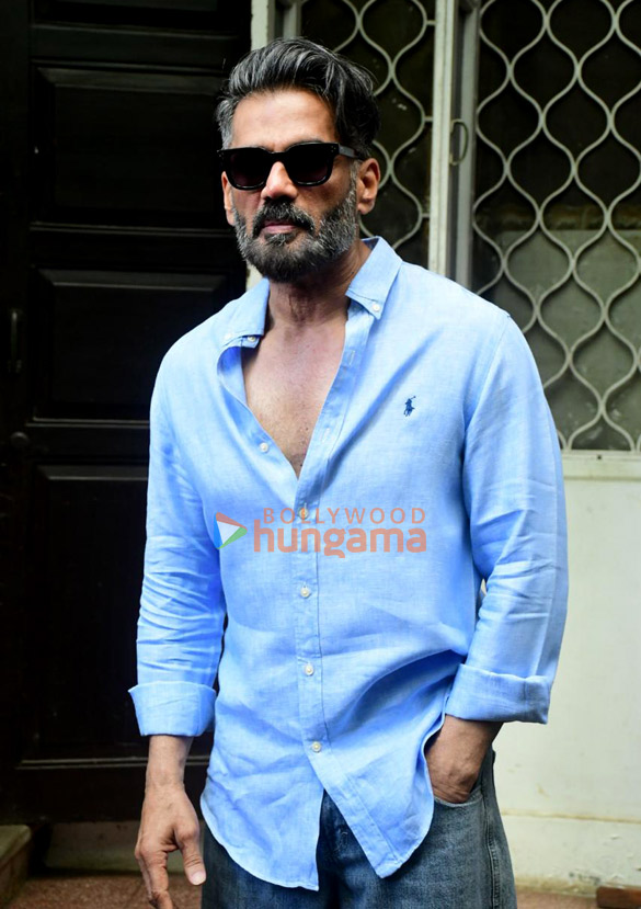 Photos: Suniel Shetty snapped at Krome Studio in Bandra Photos: Suniel Shetty snapped at Krome Studio in Bandra