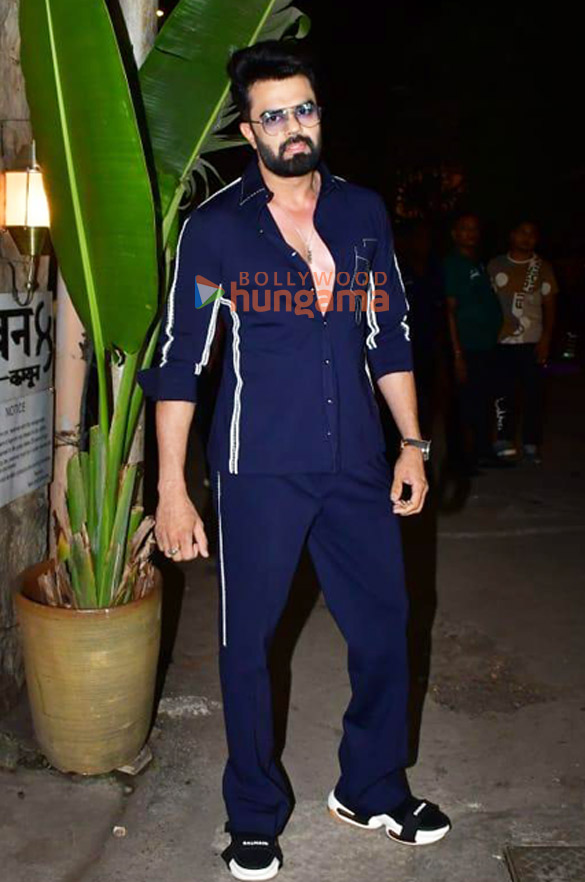 photos varun dhawan samantha ruth prabhu and others grace the success party of citadel honey bunny 13