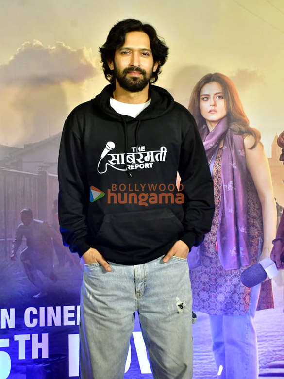 photos vikrant massey raashi khanna ridhi dogra and others grace the sabarmati report trailer launch 4