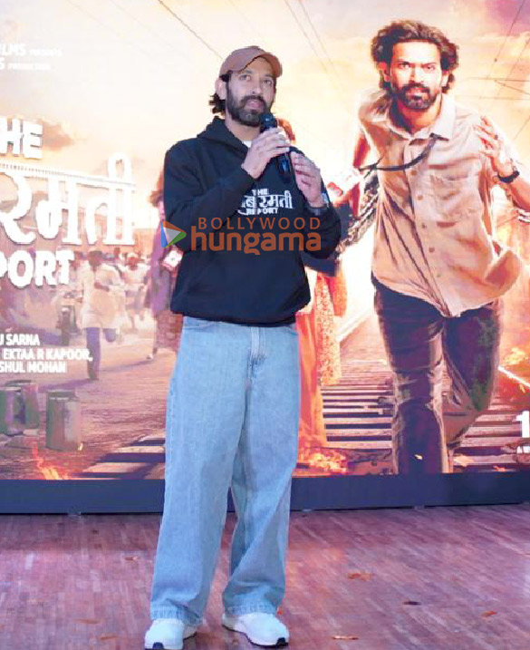 Photos: Vikrant Massey visits a college in Jaipur for a conversation around his upcoming film The Sabarmati Report Photos: Vikrant Massey visits a college in Jaipur for a conversation around his upcoming film The Sabarmati Report