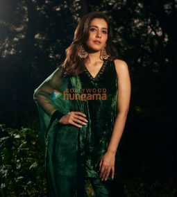 Celeb Photos Of Raashii Khanna