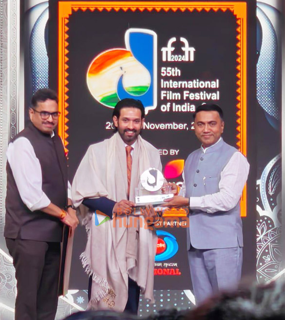 shriya saran rashmika mandanna vikrant massey pratik gandhi and others walk down the red carpet at the closing ceremony of iffi 20 6