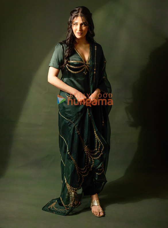 shruti haasan 8 23