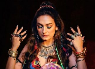 Akriti Kakar explores mysticism? Singer hints at Tarot reading in new post