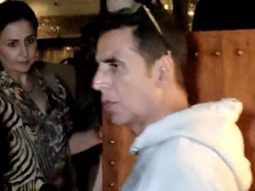 Akshay Kumar snapped with family in Bandra post dinner