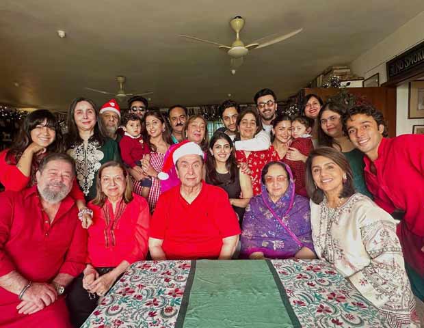 Kapoor family Christmas brunch: Raha Kapoor cuddles with Alia Bhatt, Ranbir joins the festivities; see pics!