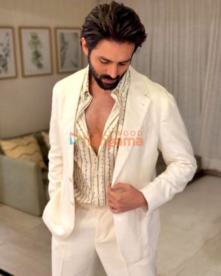 Celeb Photos Of Kartik Aaryan