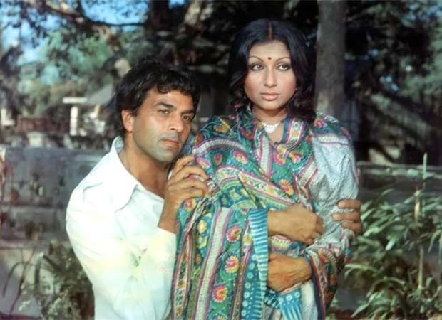 Legendary stars Sharmila Tagore and Dharmendra recall their most loved film together Chupke Chukpe on their birthday: "We never realized when it started and when it ended"