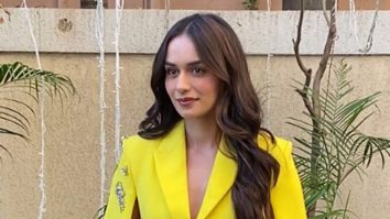 Manushi Chhillar looking like an absolute sunflower