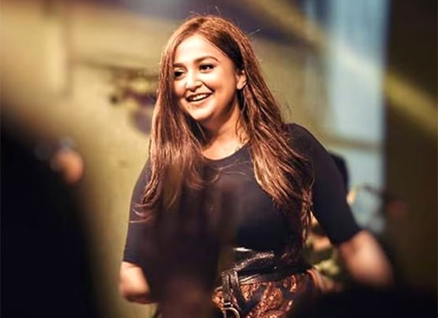 Monali Thakur abruptly ends Varanasi concert; slams organisers for mismanagement, calls them “unethical and irresponsible”