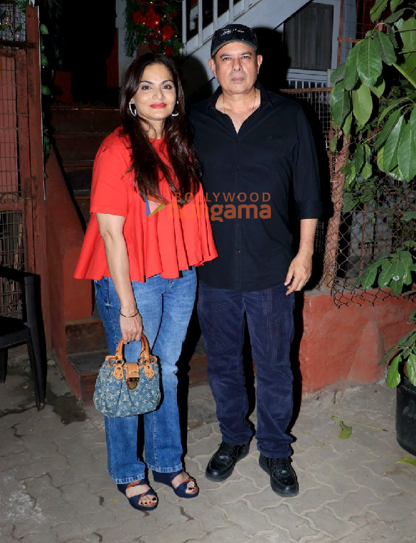 photos akansha ranjan kapoor anushka ranjan aditya seal and others snapped in bandra 2