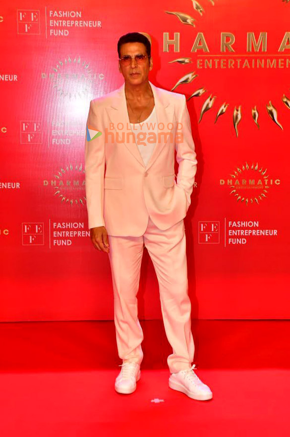 photos akshay kumar janhvi kapoor tiger shroff and others grace the fashion entrepreneur fund and dharmatic entertainment show event 1