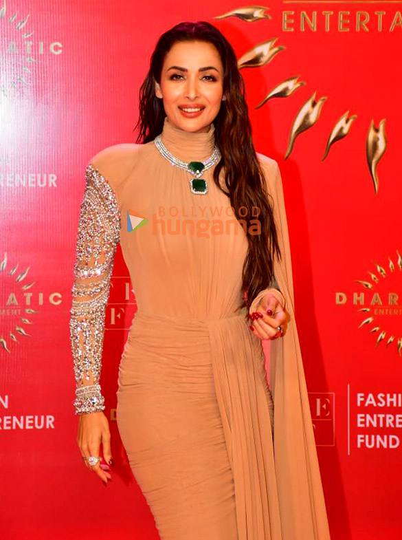 photos akshay kumar janhvi kapoor tiger shroff and others grace the fashion entrepreneur fund and dharmatic entertainment show event 17
