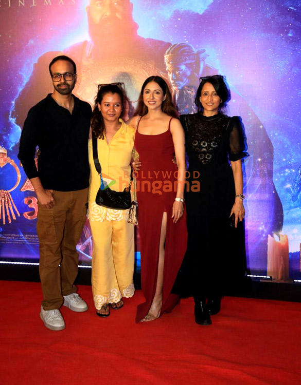 photos boney kapoor and others grace the premiere of barroz 9