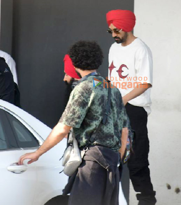 photos diljit dosanjh snapped at kalina airport 1 2
