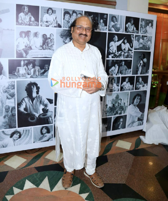 photos javed akhtar ehsaan noorani and others snapped at ustad zakir husains prayer meet 4