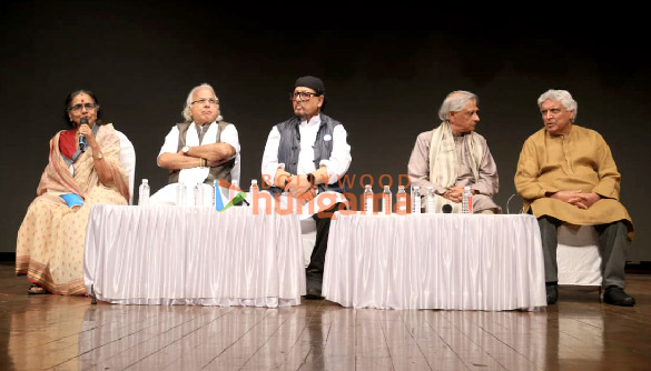 Photos: Javed Akhtar, Ehsaan Noorani and others snapped at Ustad Zakir Hussain’s prayer meet Photos: Javed Akhtar, Ehsaan Noorani and others snapped at Ustad Zakir Hussain’s prayer meet