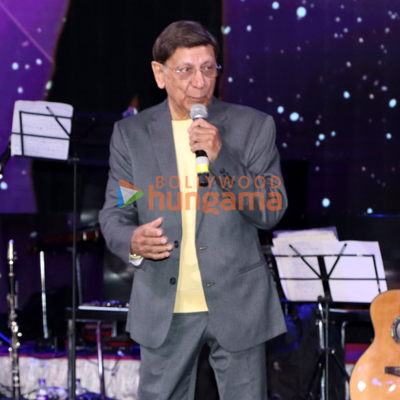 photos jeetendra mithun chakraborty johny lever and others attend cintaas fundraiser paying tribute to raj kapoor 20