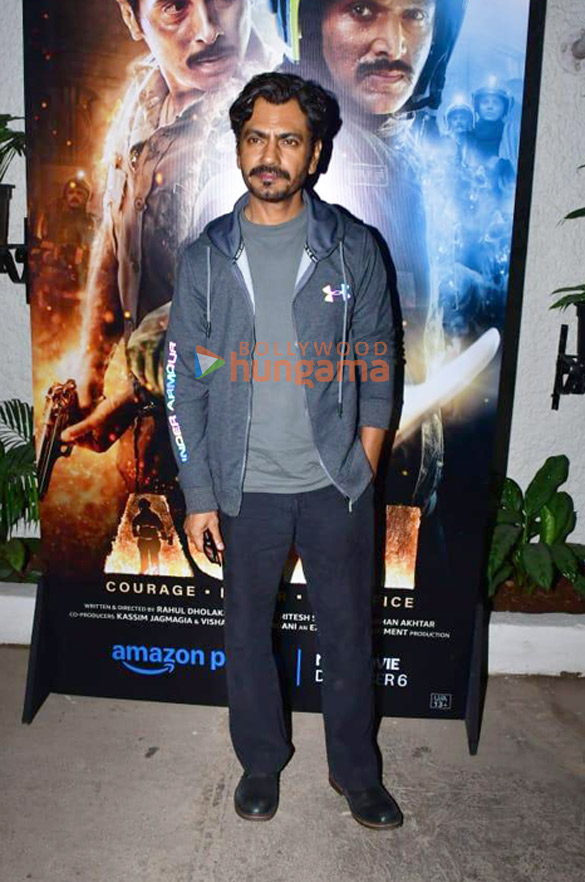 photos nawazuddin siddiqui and others grace the special screening of agni 1
