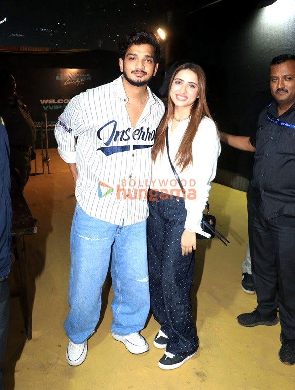 photos parineeti chopra arhaan khan nirvaan khan and others snapped at karan aujlas concert 7