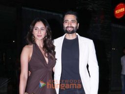 Photos: Rakul Preet Singh, Jackky Bhagnani, Riteish Deshmukh, Genelia Deshmukh and others snapped in Bandra