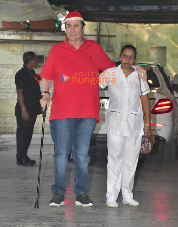 photos ranbir kapoor alia bhatt neetu singh and others snapped at kapoor familys christmas brunch 7