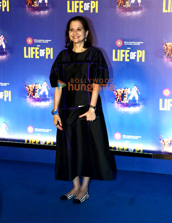 photos saiee manjrekar sanjana sanghi and others at the pre function of the opening show of life of pi 13