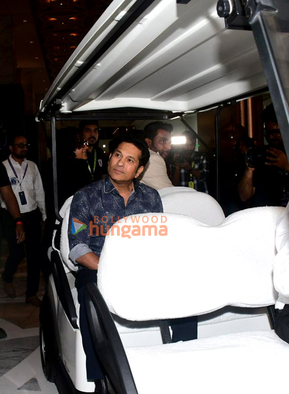 photos saif ali khan kareena kapoor khan sachin tendulkar and others grace ispl event 1