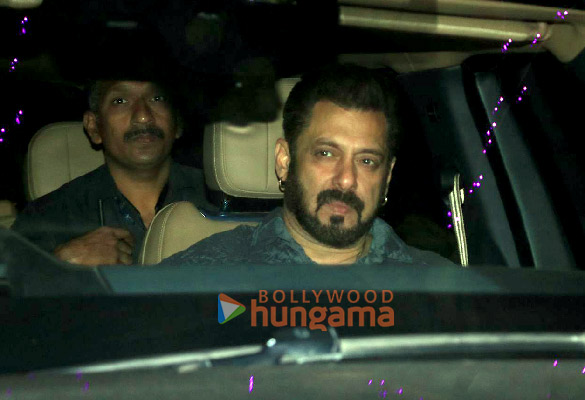 Photos: Salman Khan, Iulia Vantur, Aayush Sharma and others snapped outside Arbaaz Khan’s Bandra house Photos: Salman Khan, Iulia Vantur, Aayush Sharma and others snapped outside Arbaaz Khan’s Bandra house