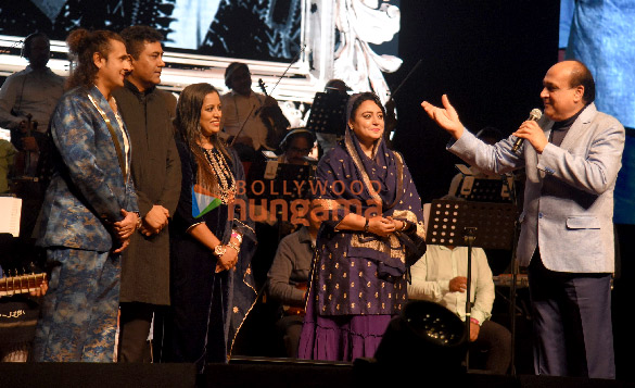 photos sonu nigams tribute to the legend mohammed rafi on his 100th birth anniversary 5