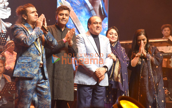 photos sonu nigams tribute to the legend mohammed rafi on his 100th birth anniversary 6